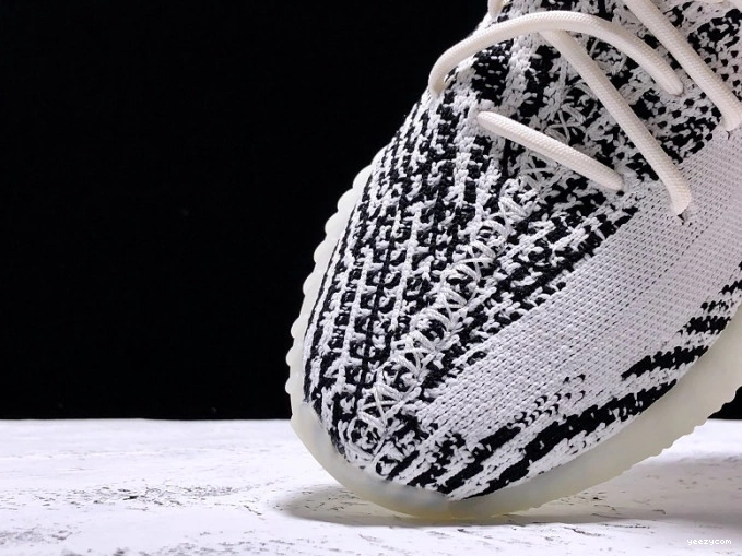 350 White Adidas V2 Boost Black CP9654 Yeezy Zebra 0801